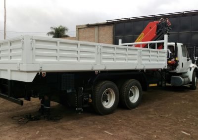 Fabricación venta baranda rebatible 17 toneladas para grúa en lima perú