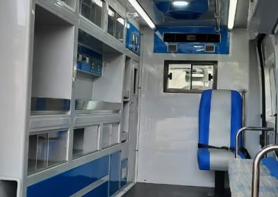 interior ambulancia